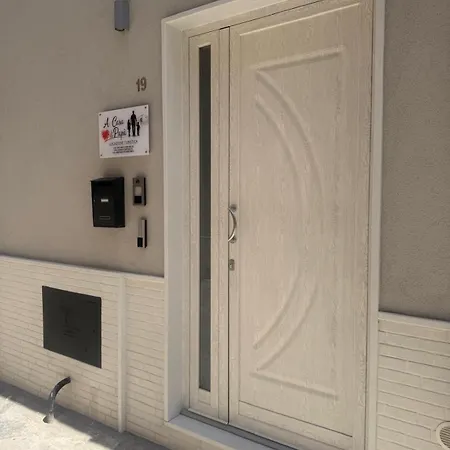 Gasthuis A Casa Di Papa Brindisi